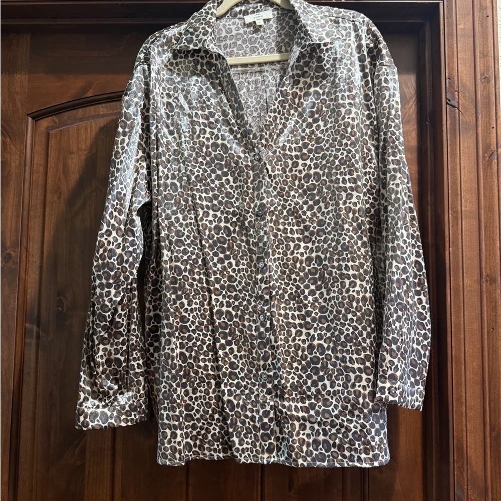 Entro Shimmer Cheetah Print Top